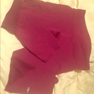 Alo magenta tight Capri leggings